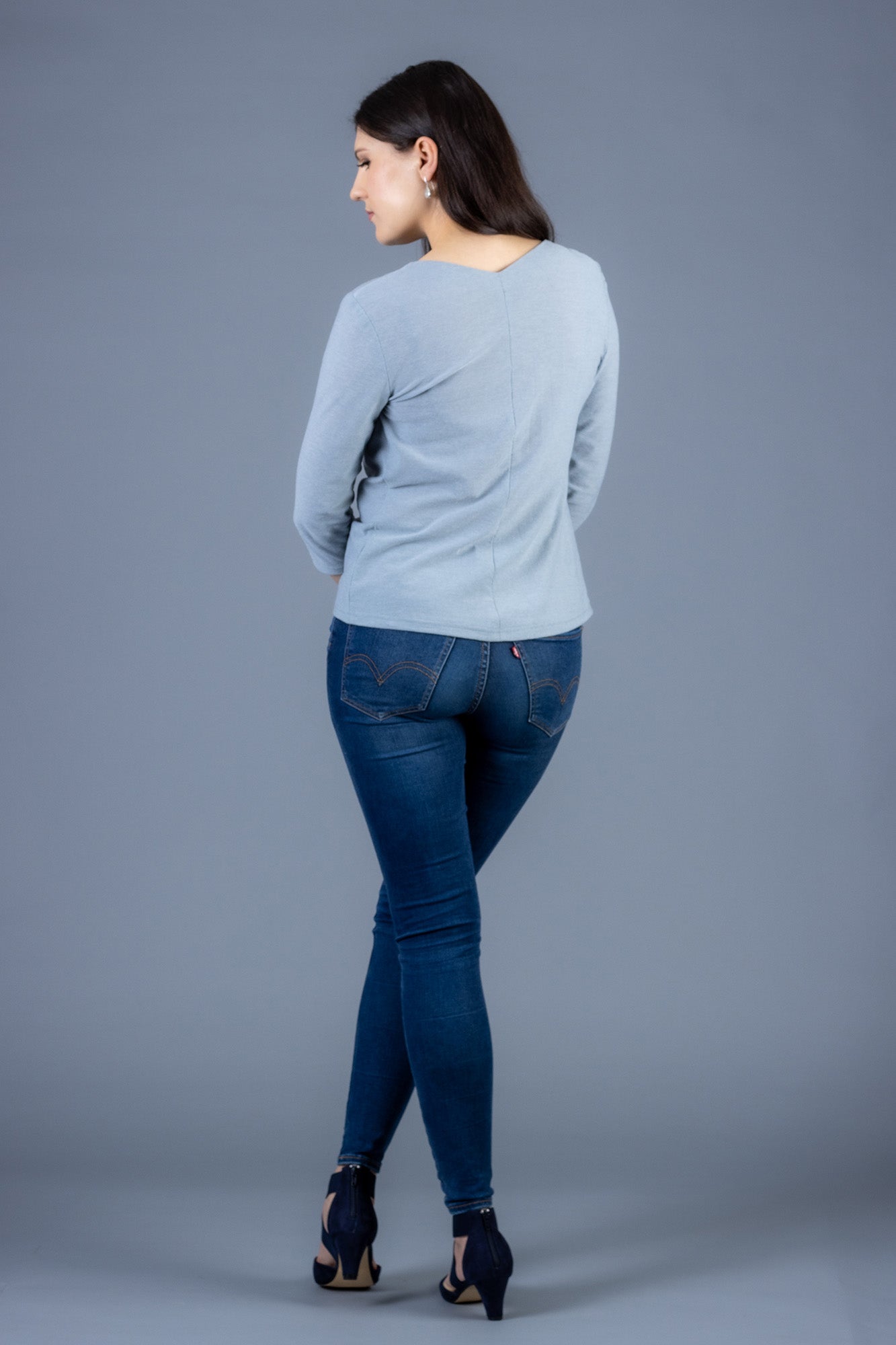 Forget-me-not Patterns Viola Top, back view blue collarless three-quarter sleeve version