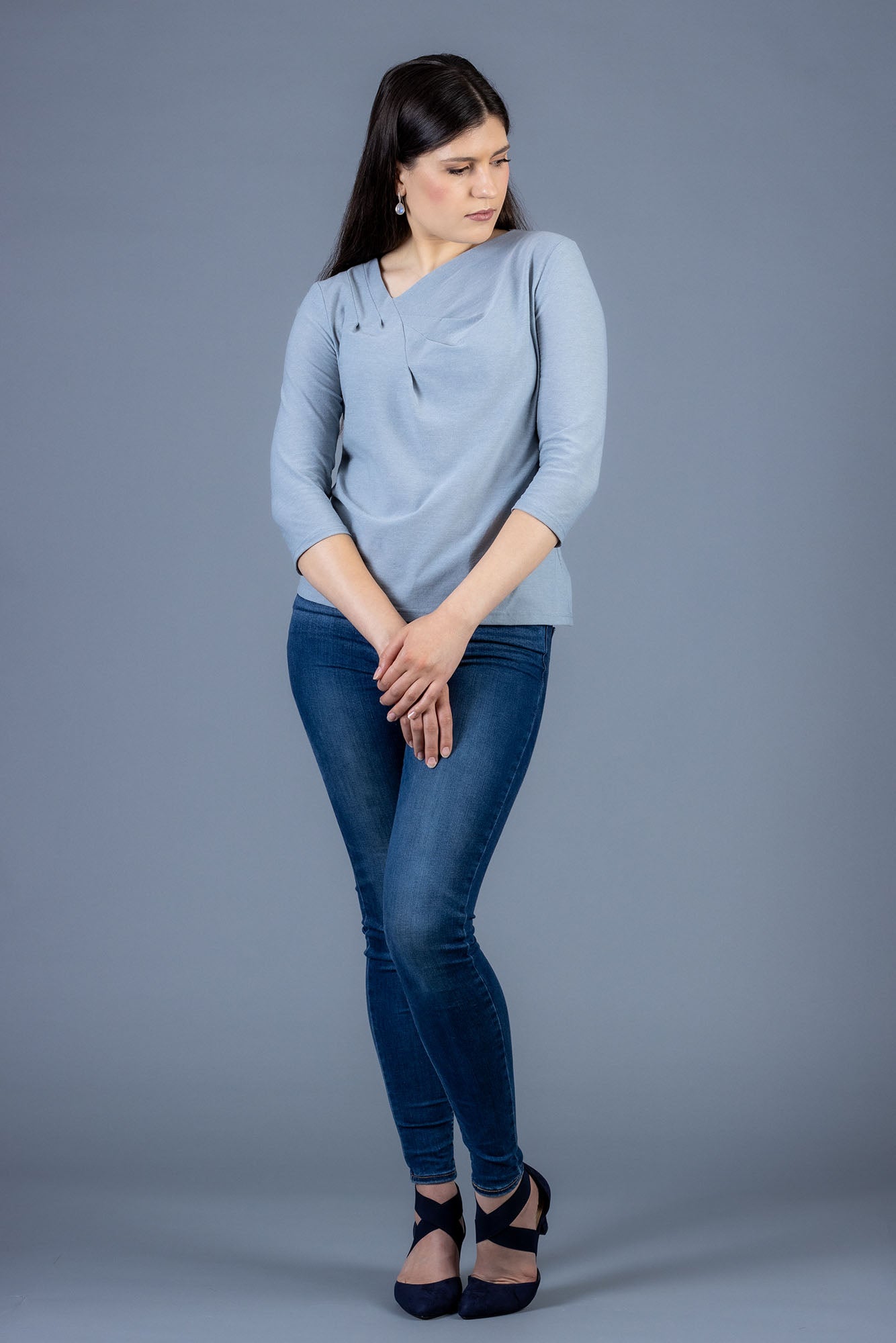 Forget-me-not Viola Top, body view blue collarless three-quarter sleeve version