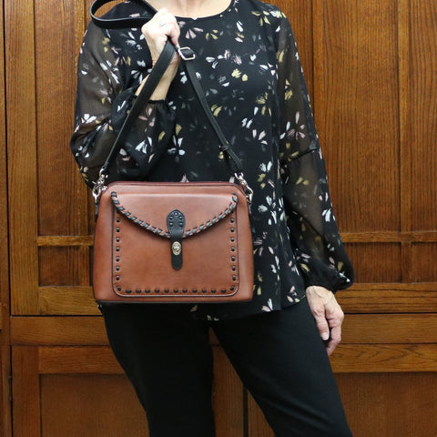 Learn The Advantages Of Concealed Carry Handbags – Simply Amazing