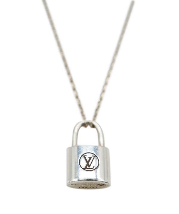 Louis Vuitton Silver Lockit Pendant, Sterling Silver Silver. Size SA