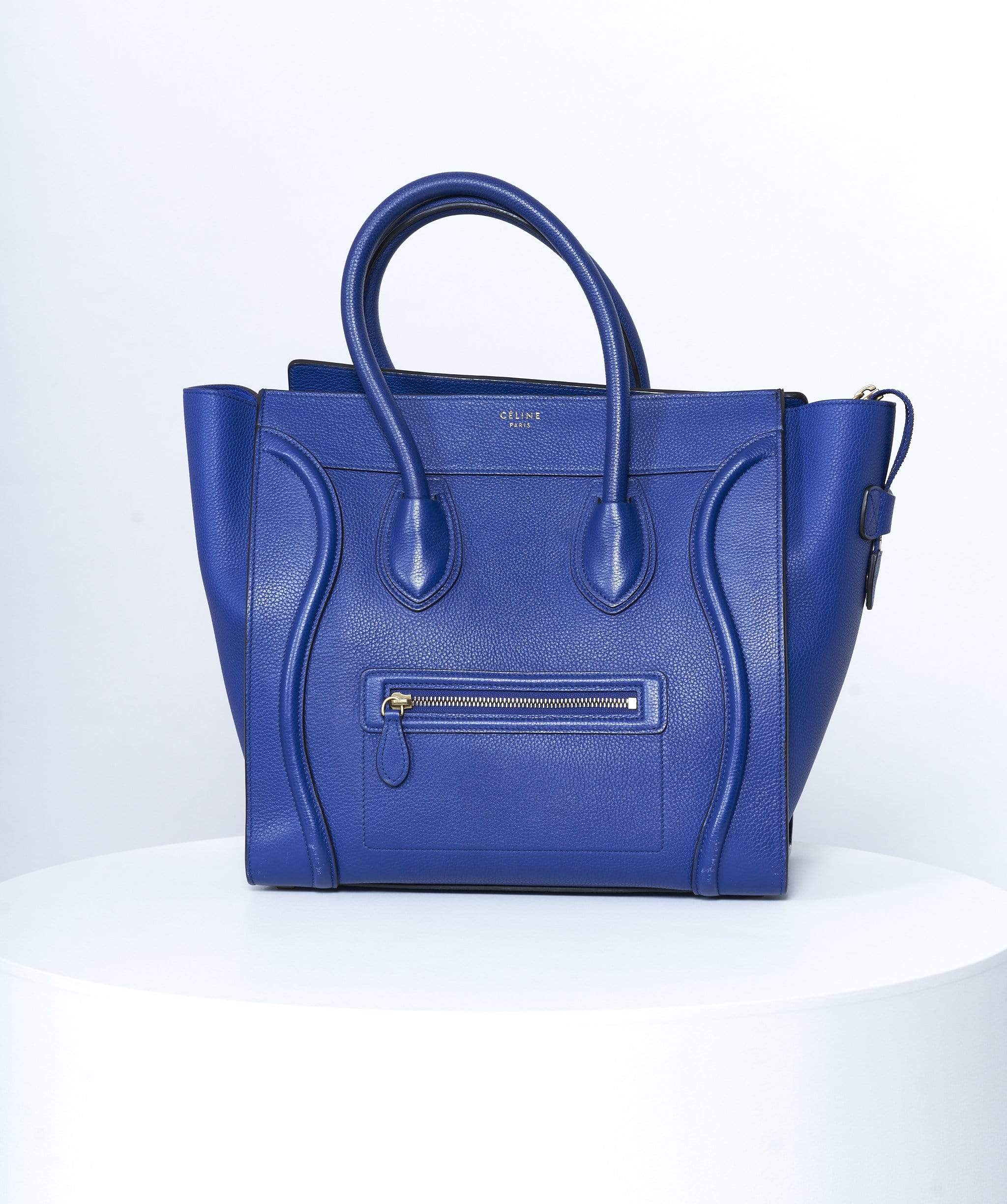 Celine Luggage Medium Blue – LuxuryPromise