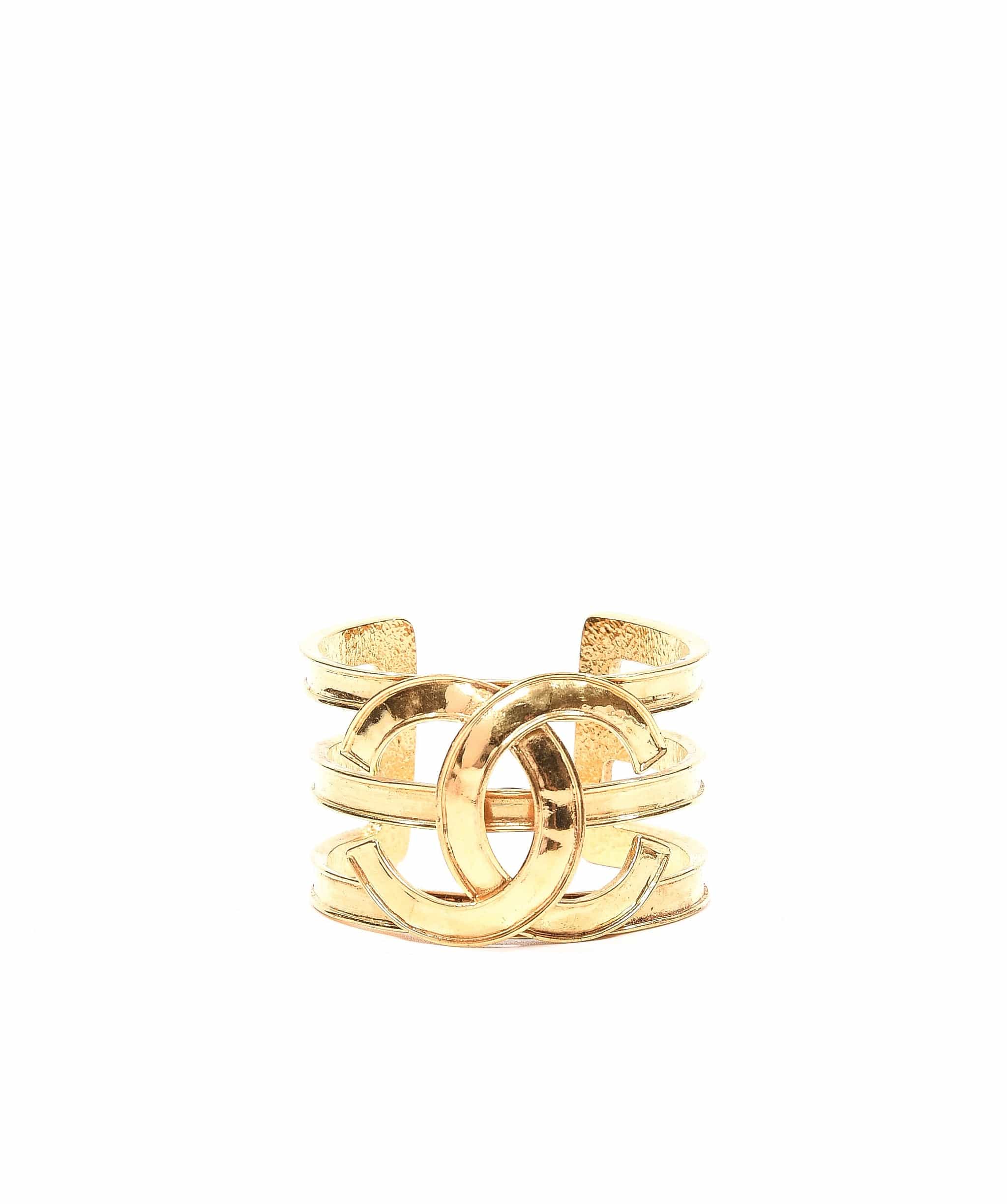 Chanel CC and 3 layer bangle - AWL3290 – LuxuryPromise