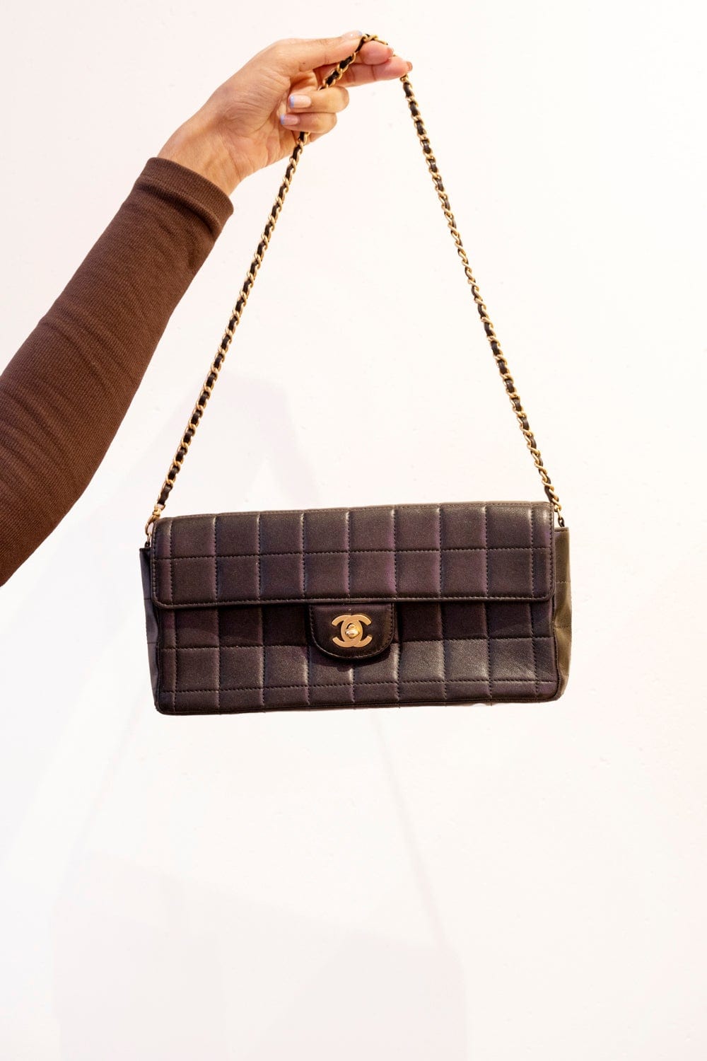 Chanel Chocolate Bar East West Flap Bag RJL1368 – LuxuryPromise