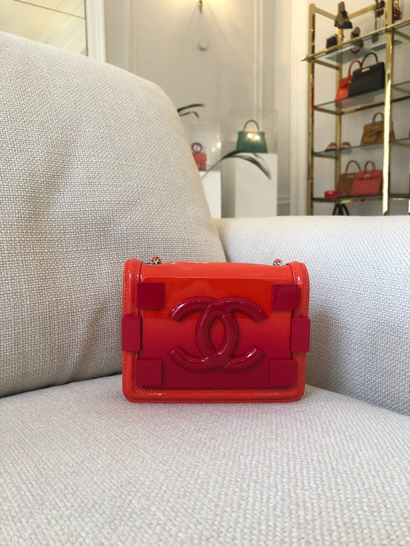 Chanel Lego  chiếc clutch đắt đỏ đốn tim loạt fashionista thế giới