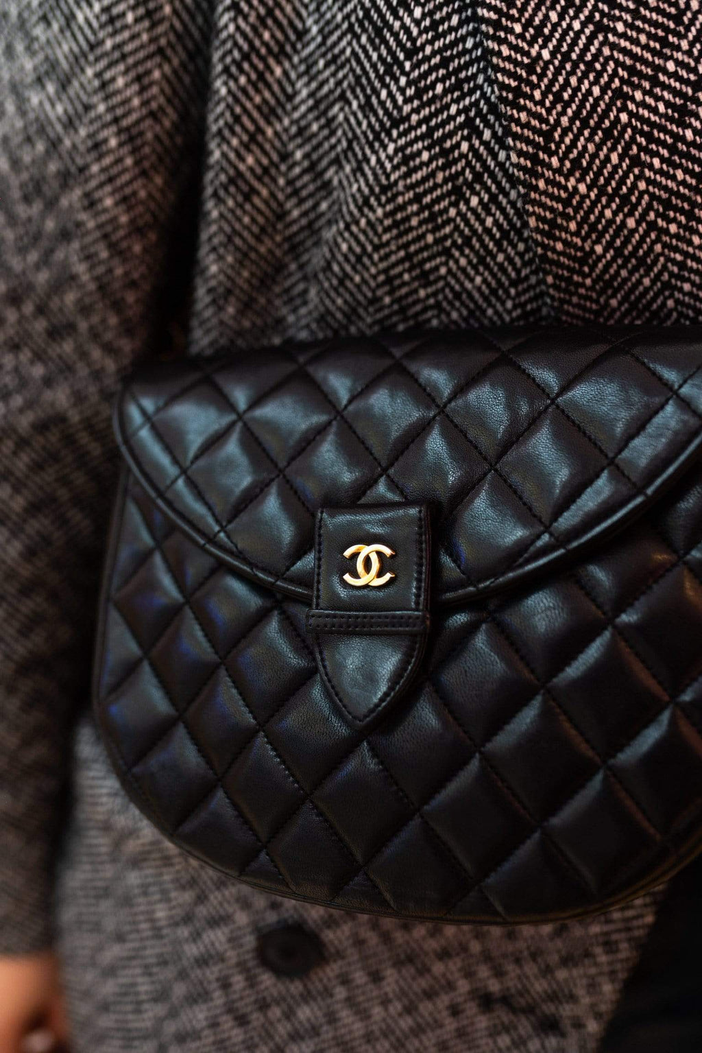 Chanel Vintage Half Moon Cross Body Bag - AWL1949 – LuxuryPromise