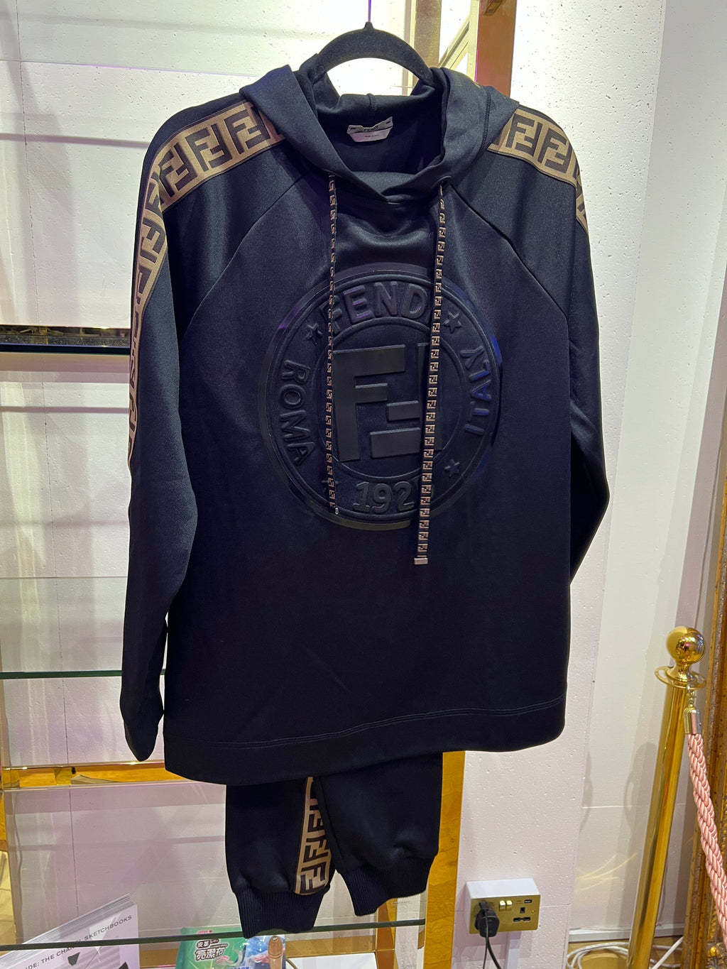 fendi jacket set - Stunning fendi tracksuit featuring the fendi zucca