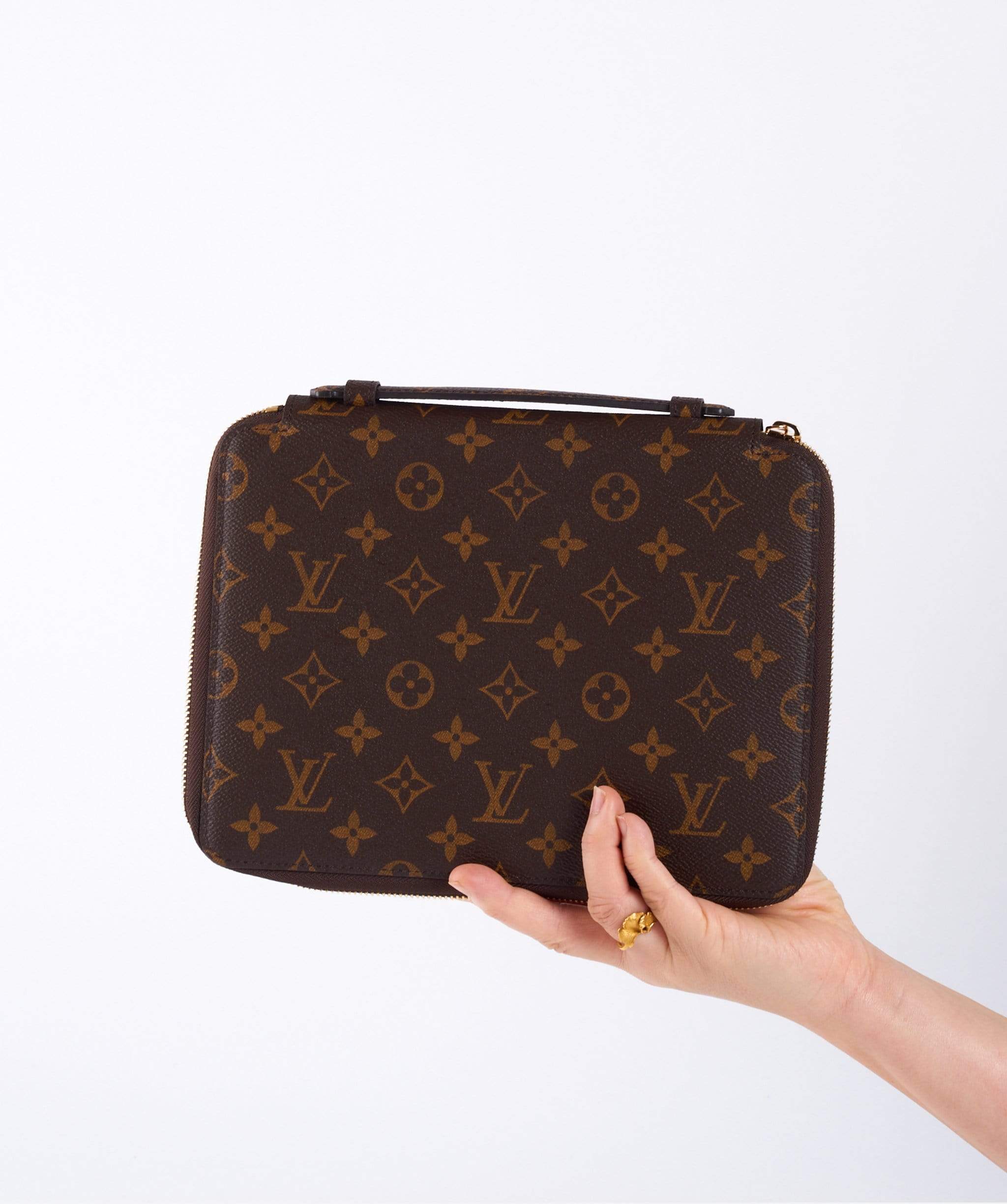What Department Stores Sell Louis Vuitton Online