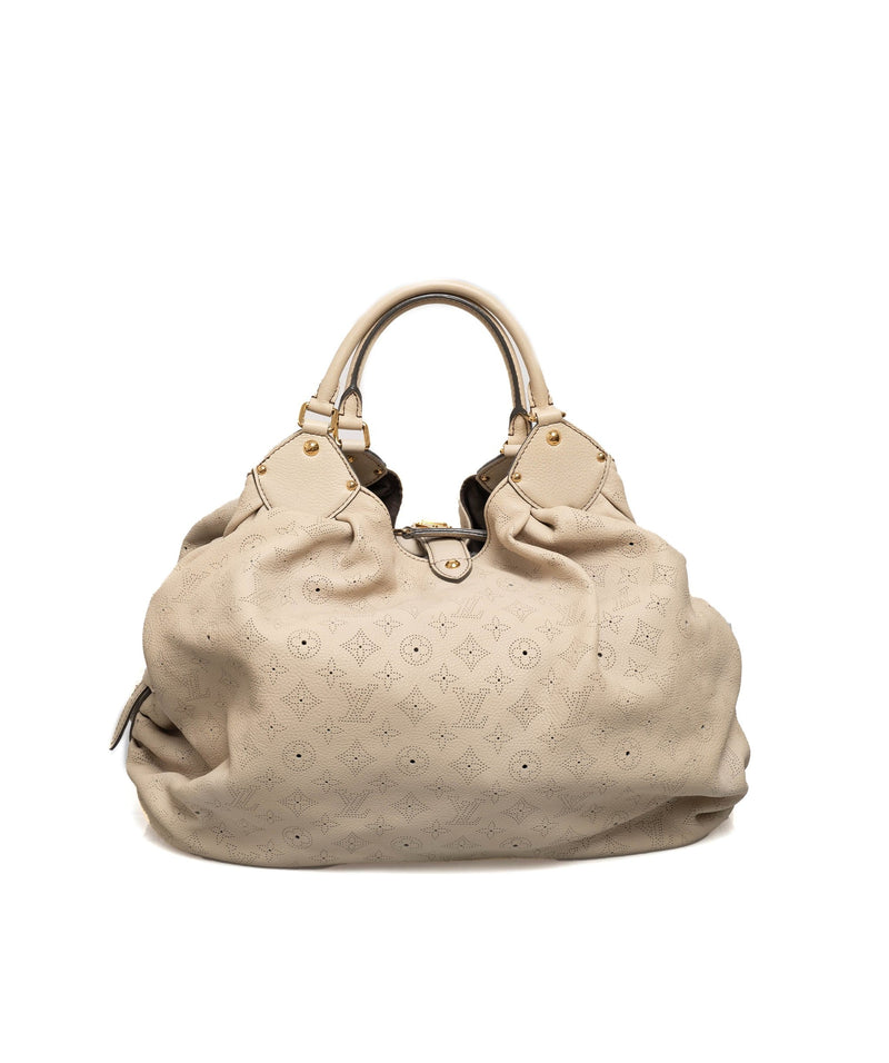 Discontinued Bag #4: Louis Vuitton Monogram Canvas Saumur