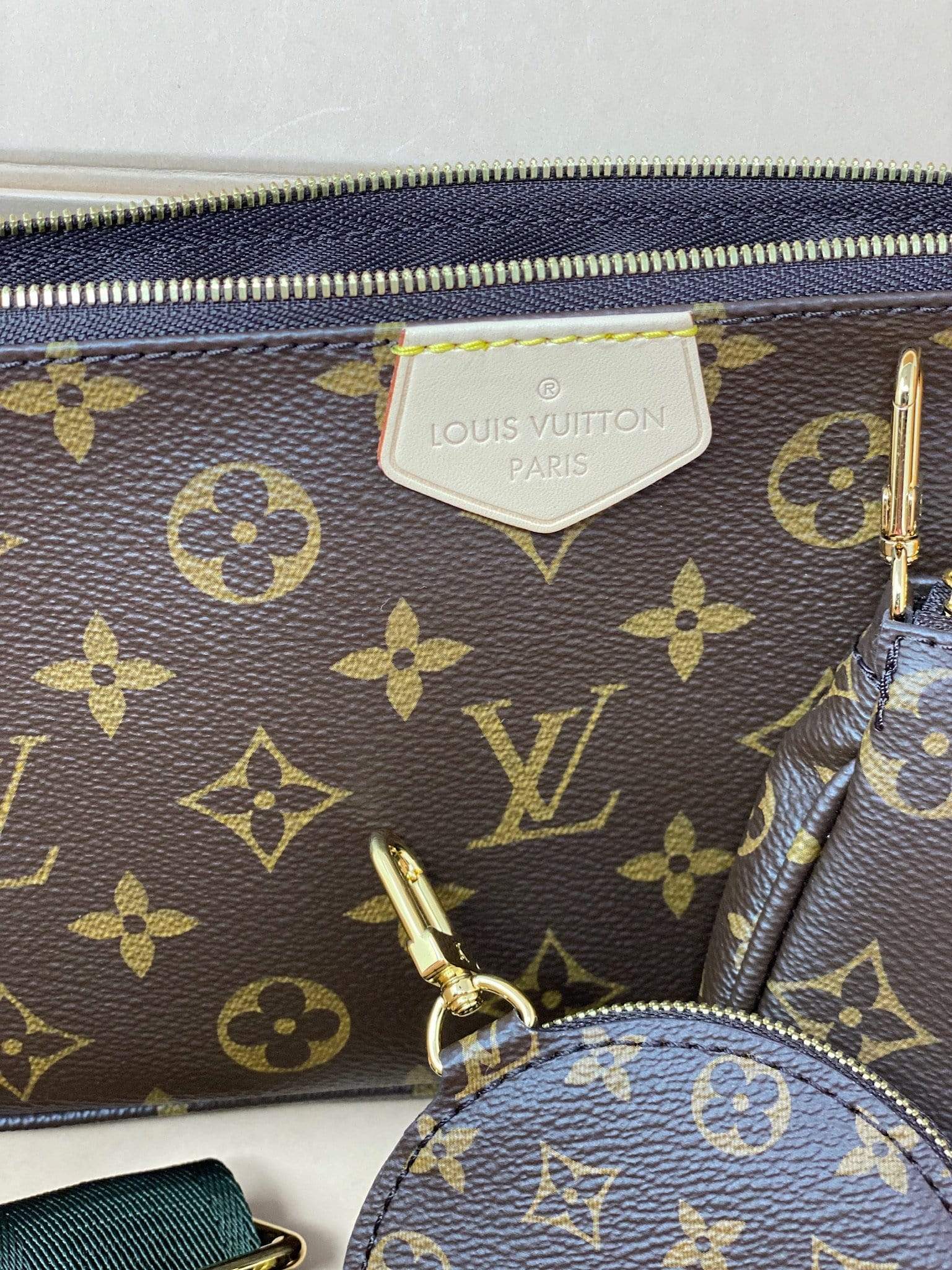 Louis Vuitton Multi Pochette Accessoires Handbags Monogram Khaki Jeans ...