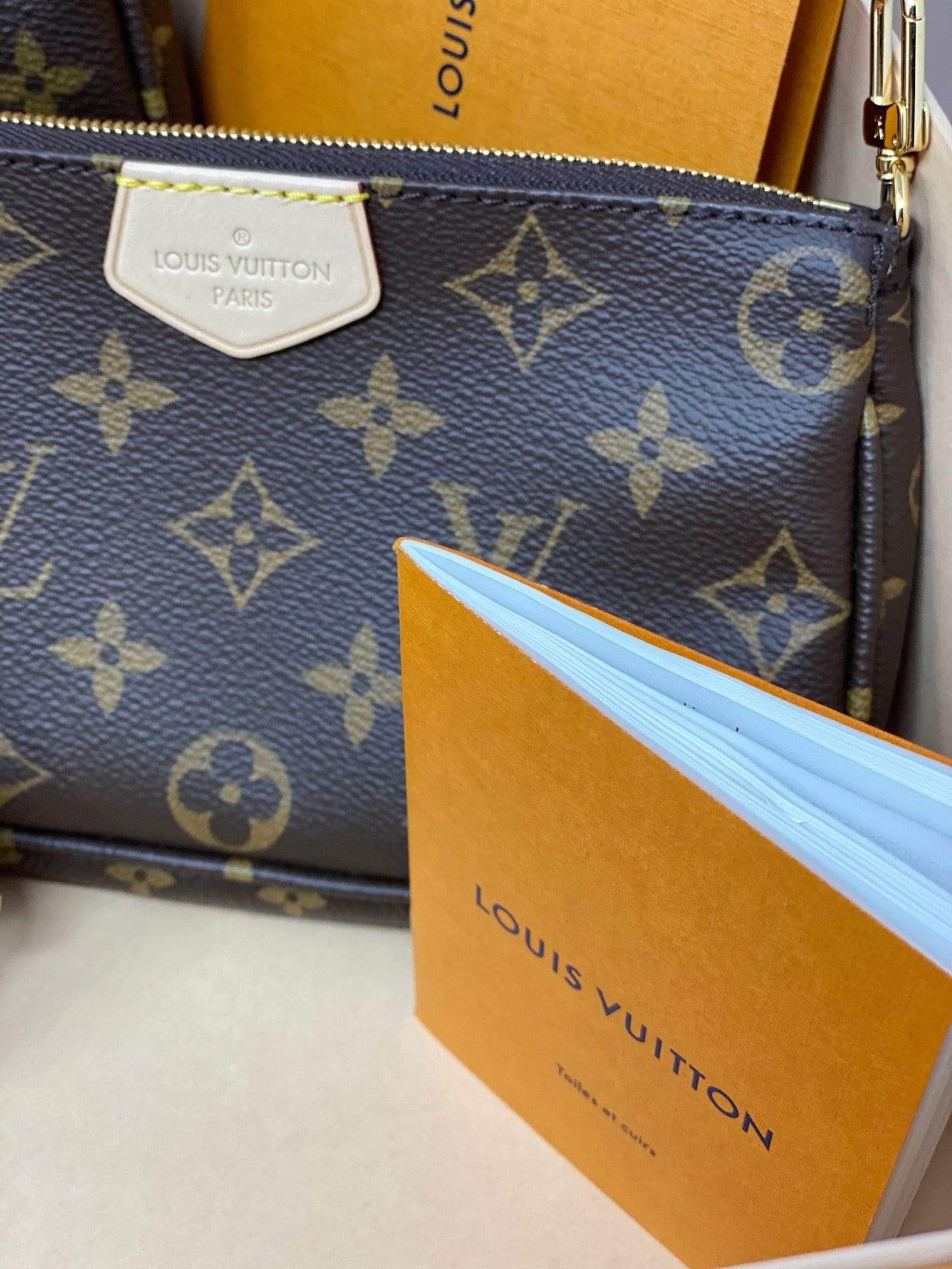 Replica Louis Vuitton N63241 Anais Wallet Damier Azur Canvas For Sale