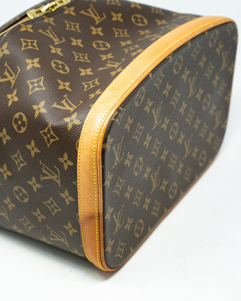 Louis Vuitton Monogram Nice Vanity Case - Brown Cosmetic Bags, Accessories  - LOU592652