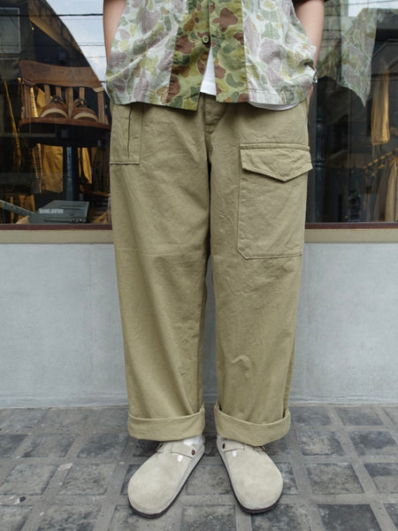 【美品、実物】British Army utility pants カーキ