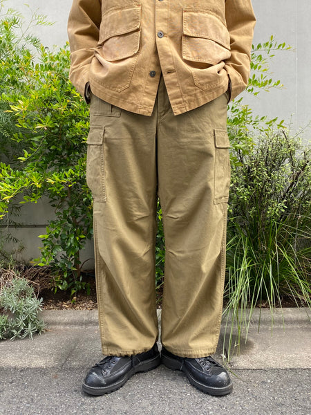 Khakiを見逃してませんか 》ARMY CARGO PANT – ナイジェル・ケーボン 