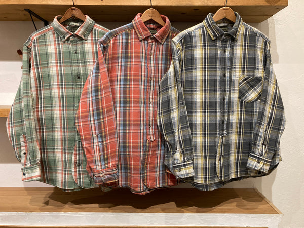 良いシャツ入りましたよ》BRITISH OFFICERS SHIRT TYPE2-FLANNEL CHECK