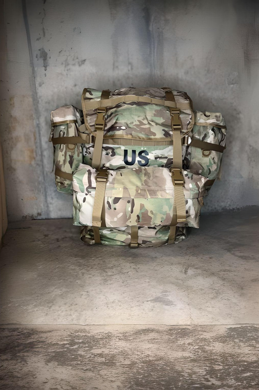Large MOLLE Mobile.jpg__PID:4ef3b3f9-83a0-4acf-8970-4cc920a09733
