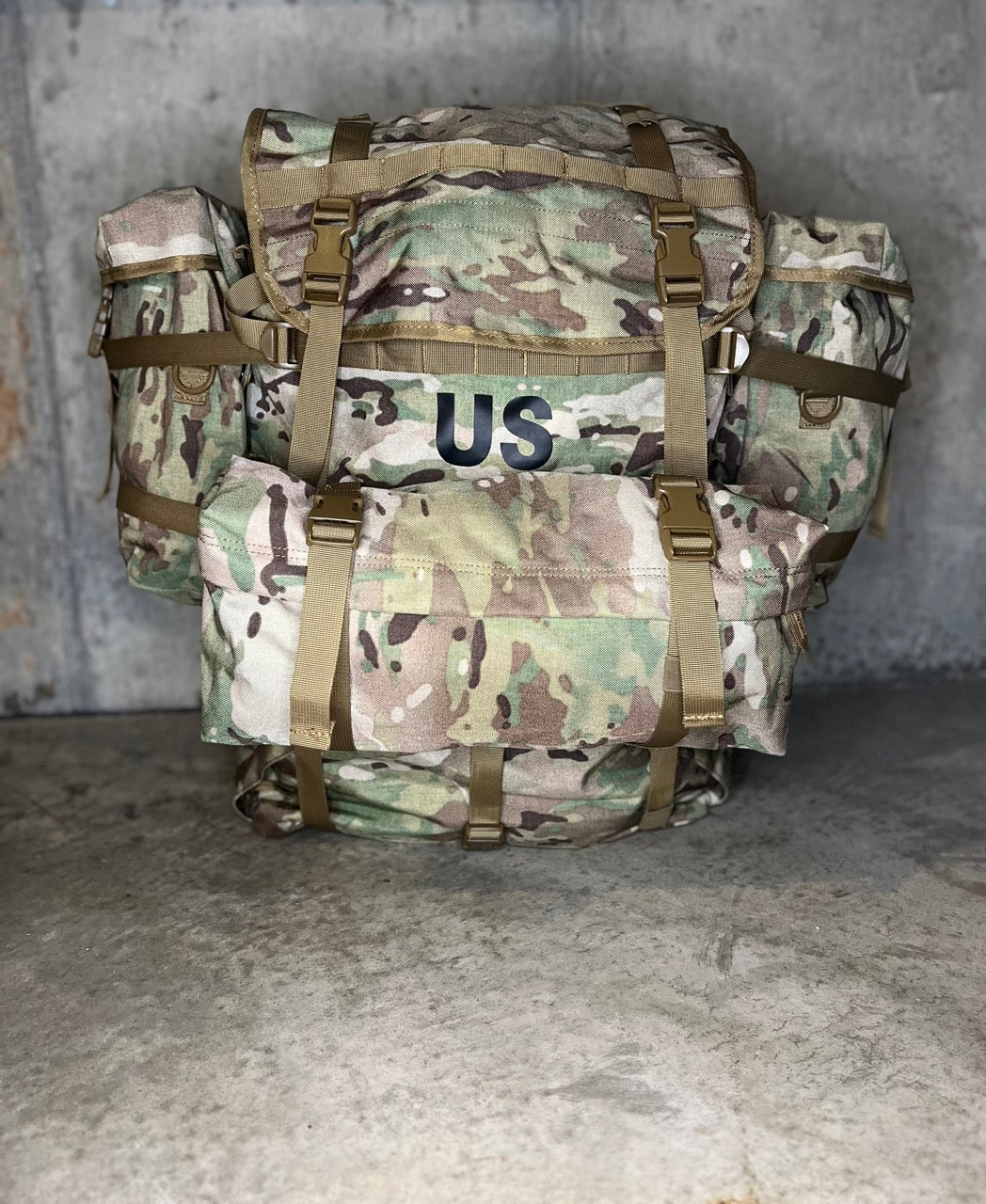 Large MOLLE front shot.jpeg__PID:7ad8bc49-31e6-4164-95f2-c878b8573ac9