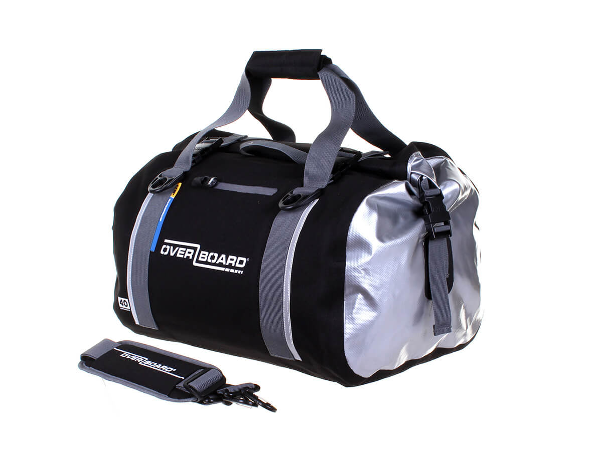 waterproof holdall with wheels