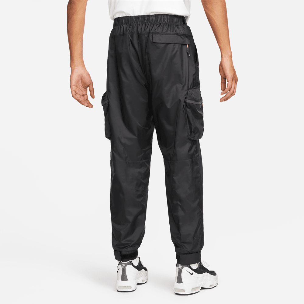 Trousers Nike Acg Black size L International in Polyester - 36401146