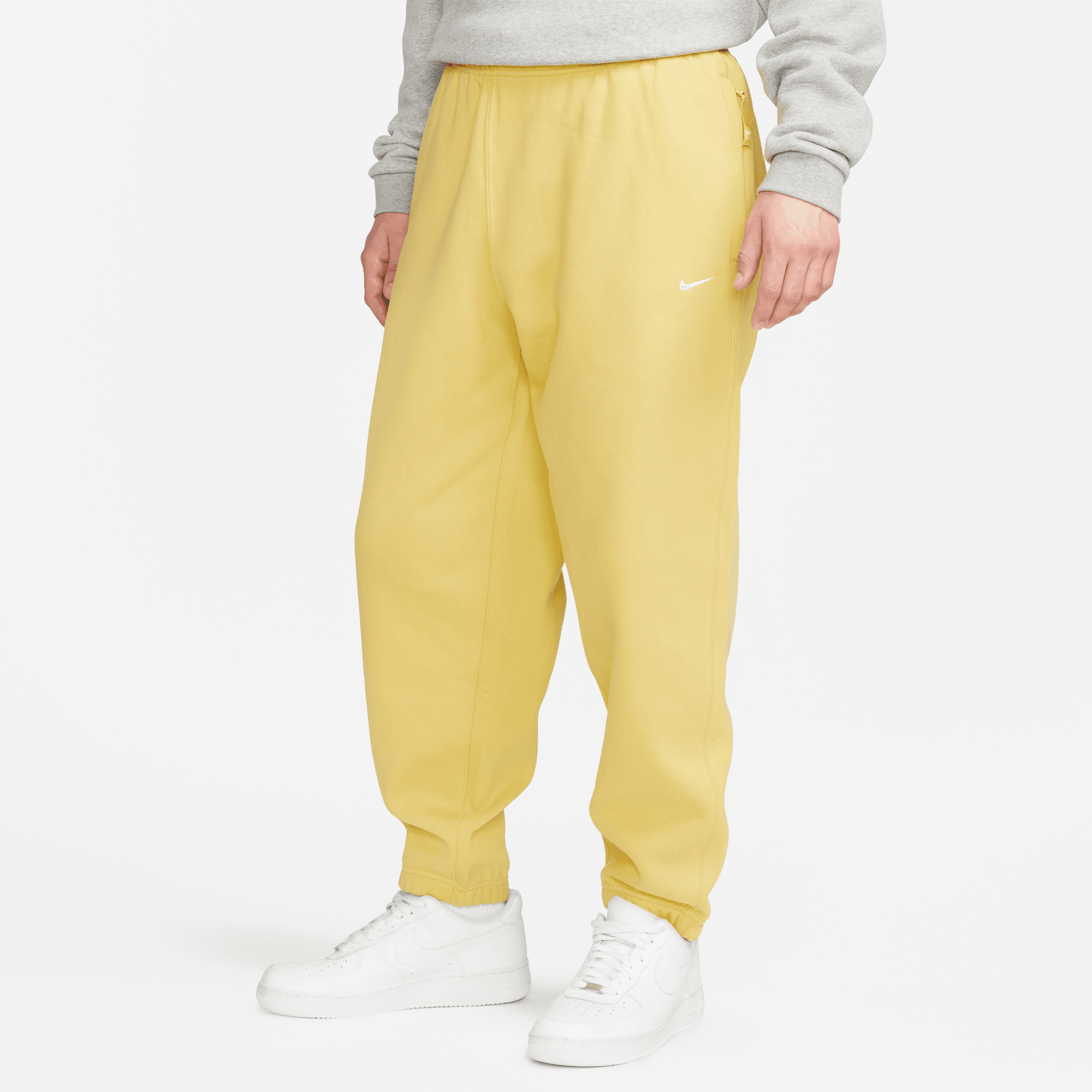 Nike Solo Swoosh Men's Fleece Yellow Pants