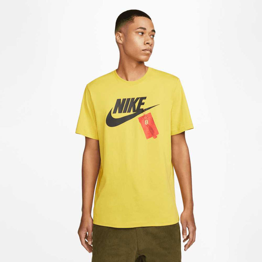 Nike Red Tag T-Shirt Gold - Puffer Reds