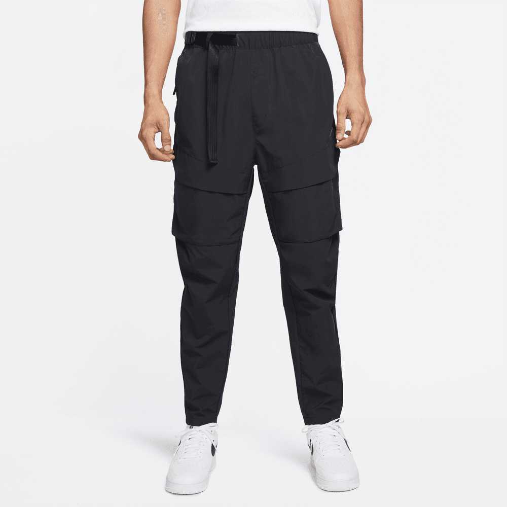 https://cdn.shopify.com/s/files/1/0094/9813/2580/products/Nike-Sportswear-Tech-Pack-Unlined-Cargo-Pant-Black-Nike-1671775393.jpg?v=1671775394&width=1000