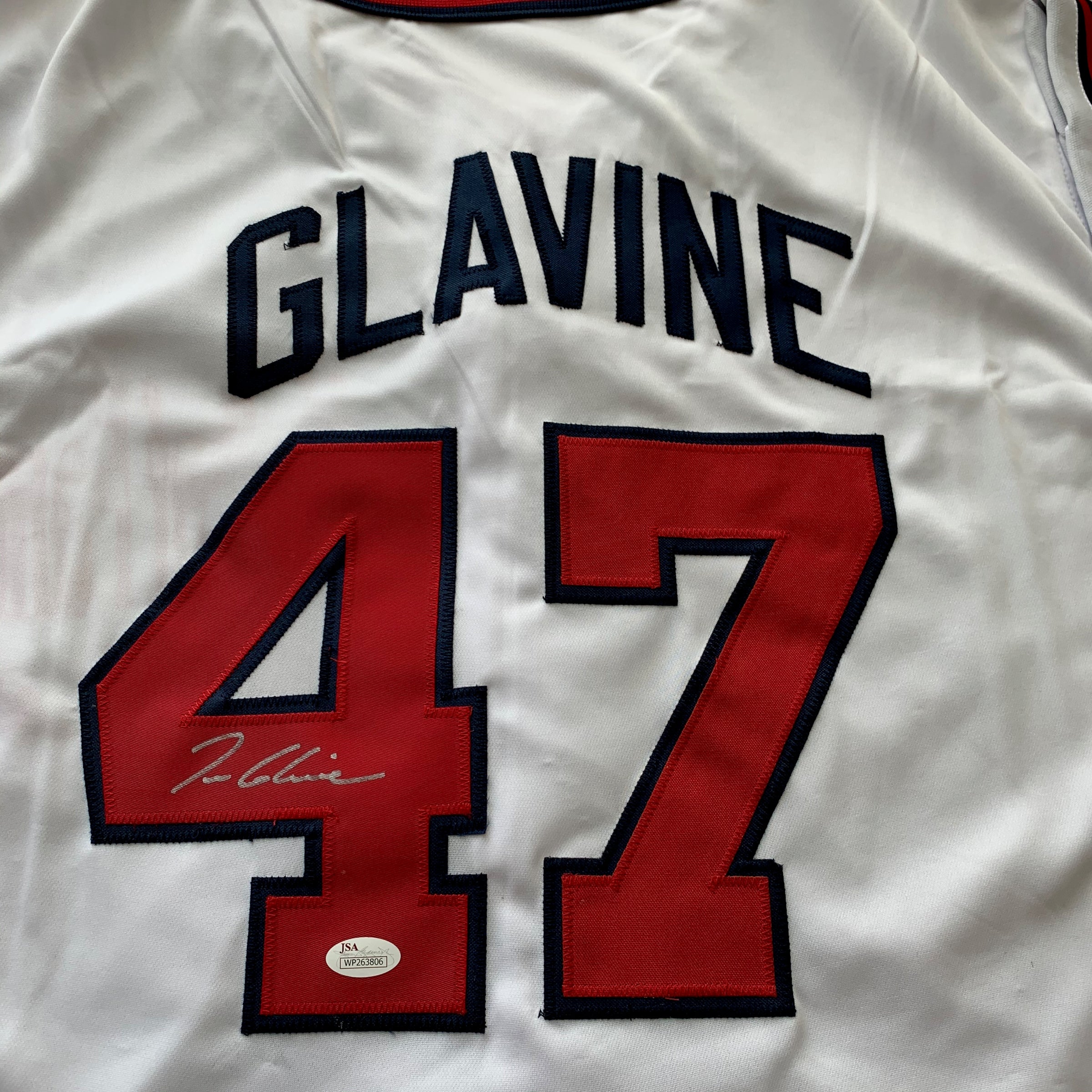 tom glavine autographed jersey