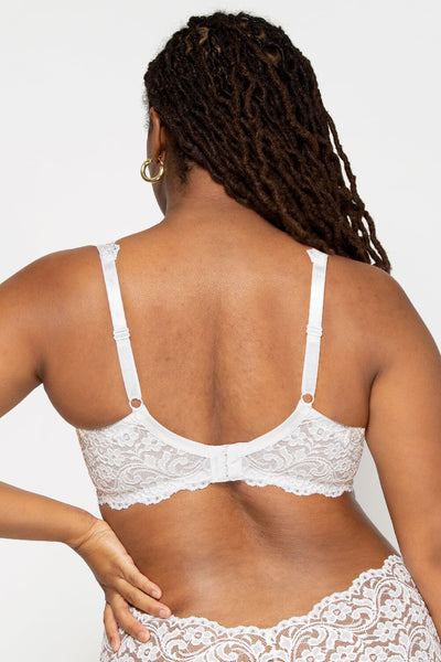 Plus Size Signature Lace Unlined Underwire Bra with Added Support