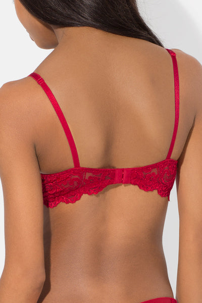 Women's Signature Lace Push-Up Bra add 2 cup sizes 