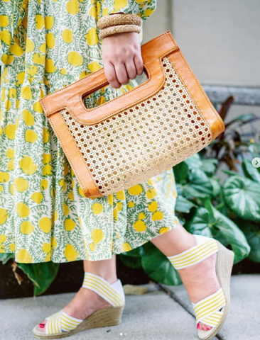 Image of Charleston Shoe Co. Shoes with Woven handbag. Images used foro @preppypublicist on Instagram. 