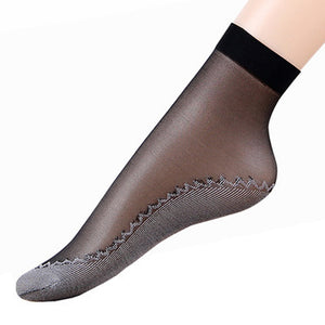 women's thin black ankle socks