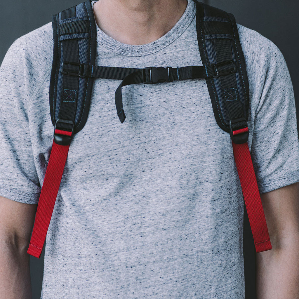 pack shoulder straps