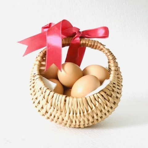 Moon wicker basket