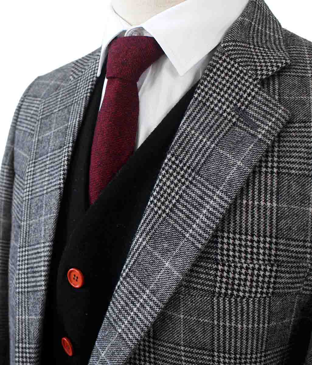 LIGHT GREY HOUNDSTOOTH PLAID TWEED 3 PIECE SUIT