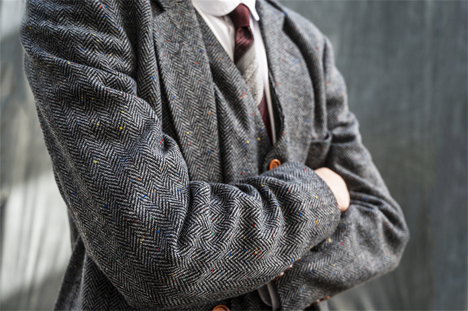 GRAY HERRINGBONE SPECKLE TWEED 3 PIECE SUIT