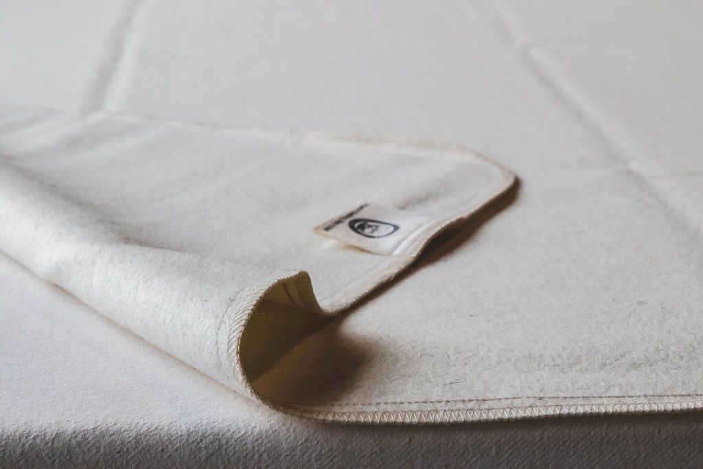 Sequoia Washable Organic Cotton & Wool Blanket - Holy Lamb Organics