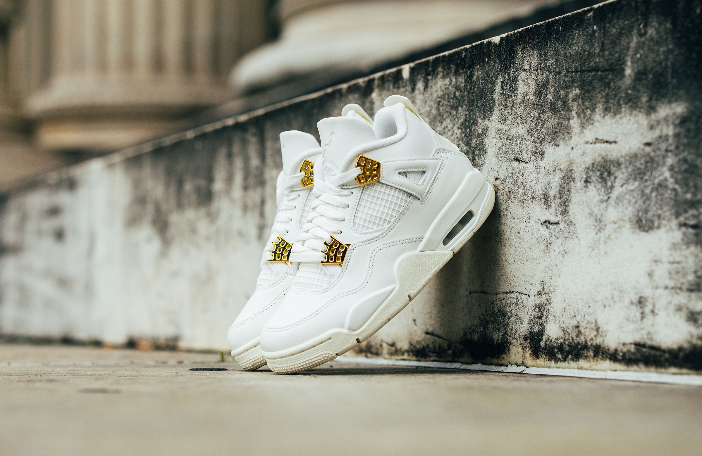 Nike WMNS Air Jordan 4 Retro White Goldファッション