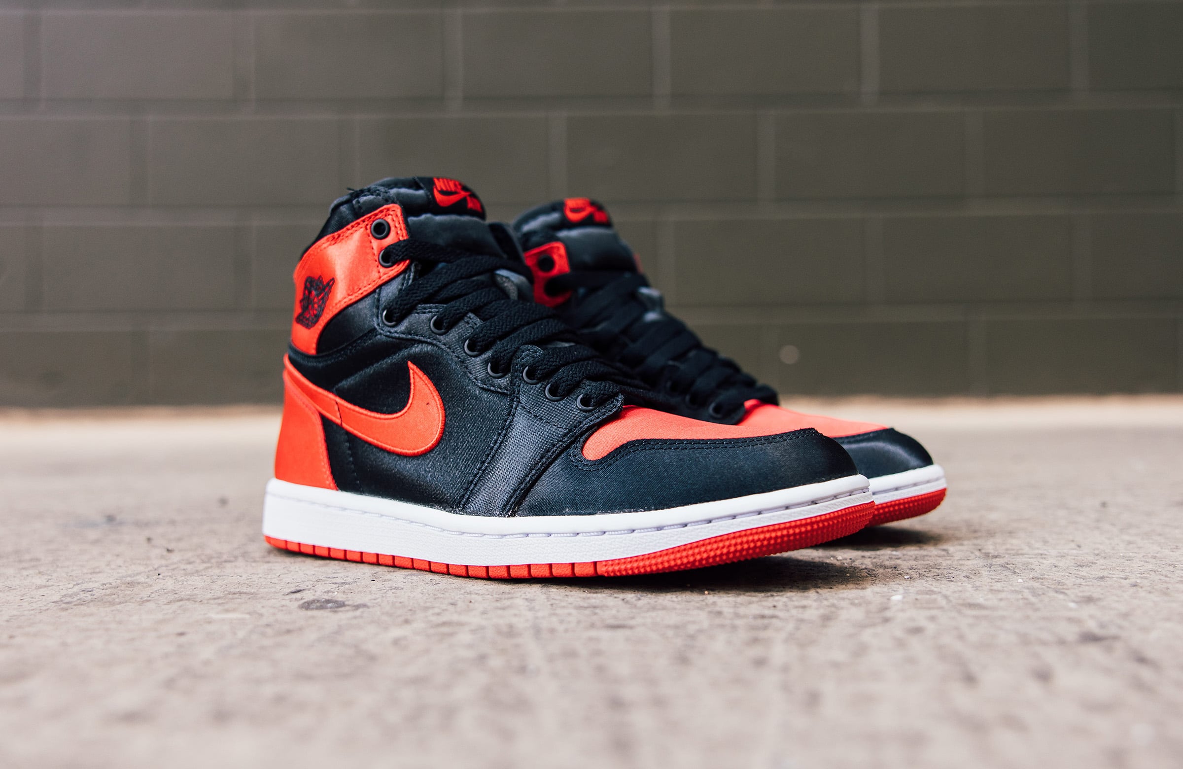 The Women's Air Jordan 1 Retro High OG “Satin Bred” Returns – DTLR