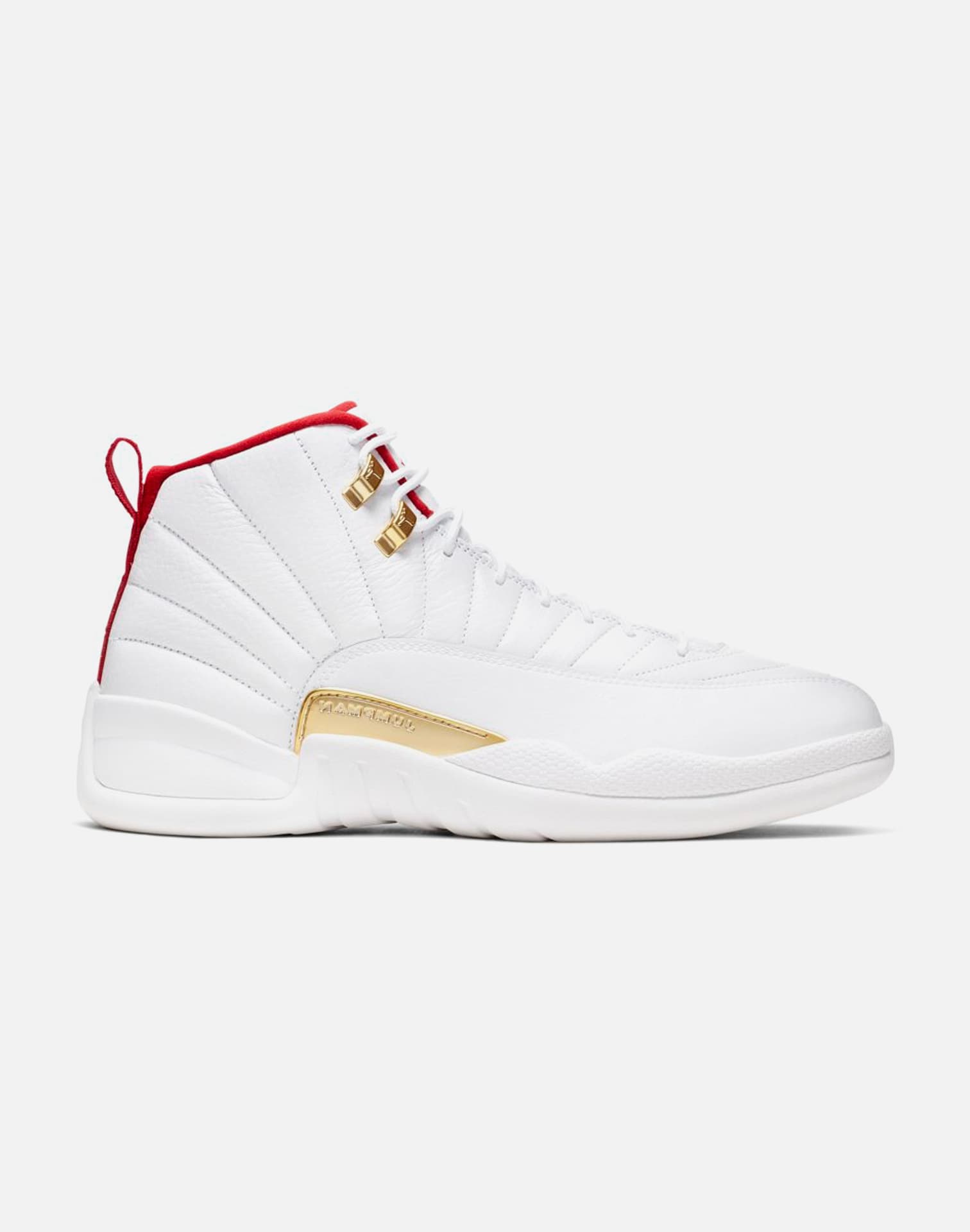 jordan retro 12 in stores