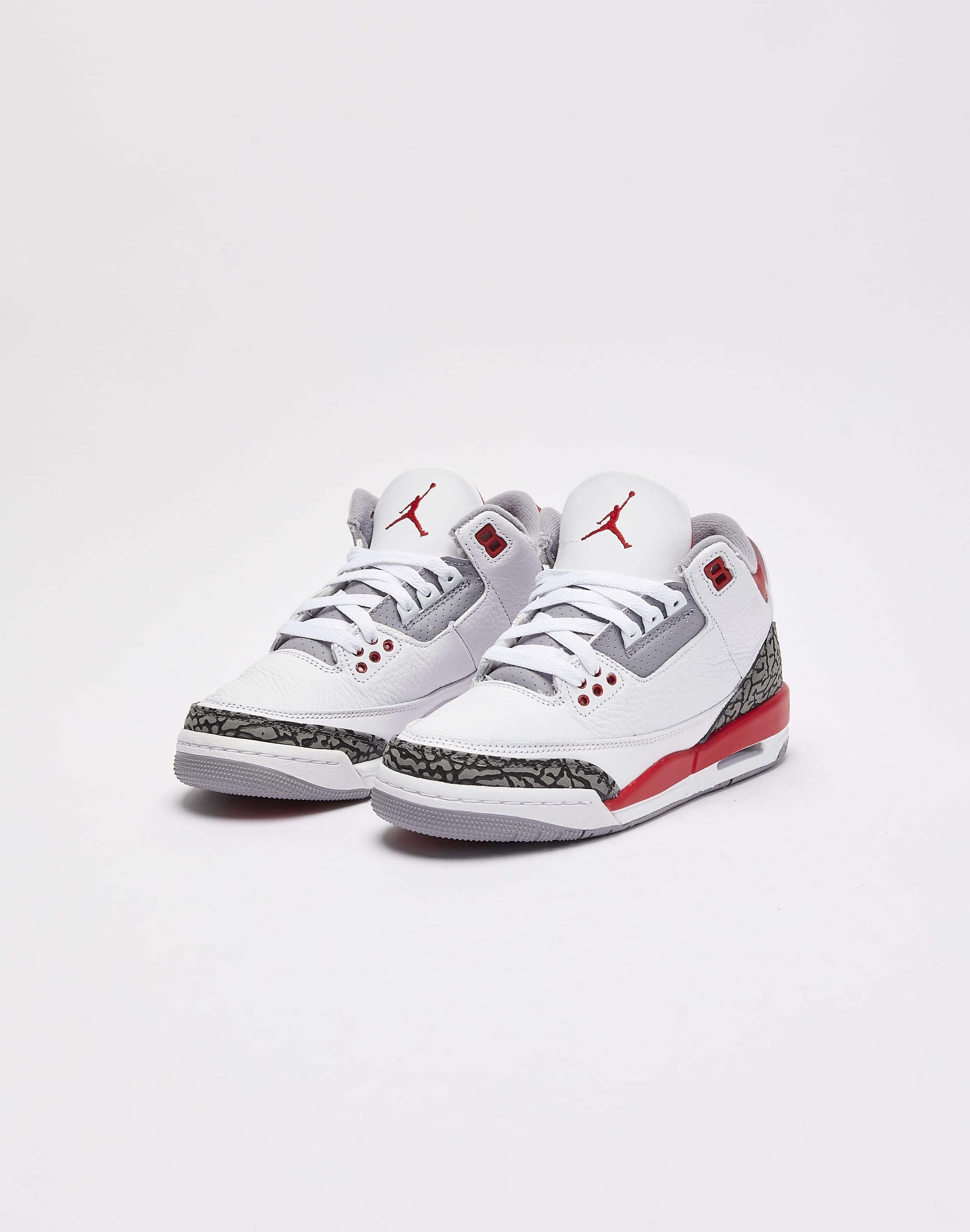 fire red jordan 3