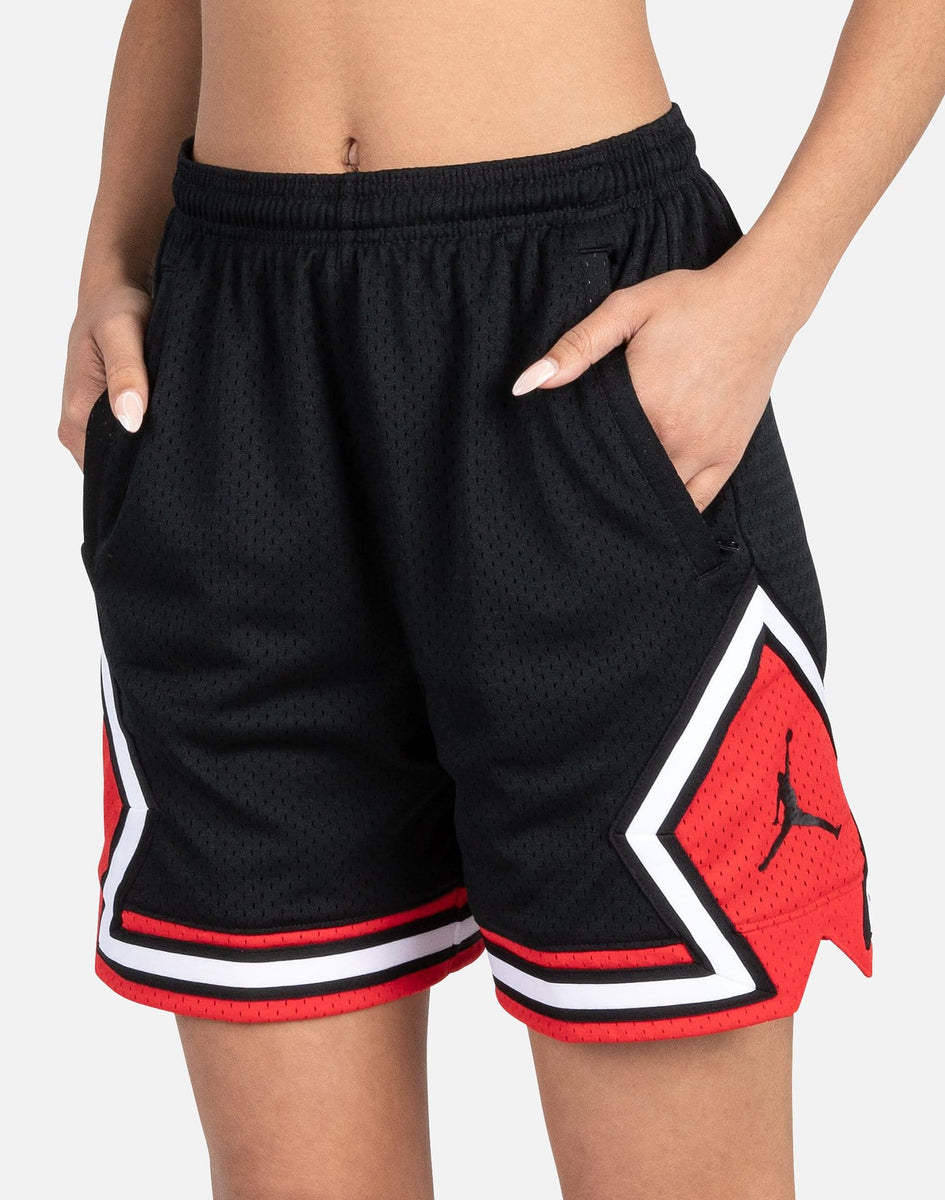 ESSENTIAL DIAMOND SHORTS – DTLR