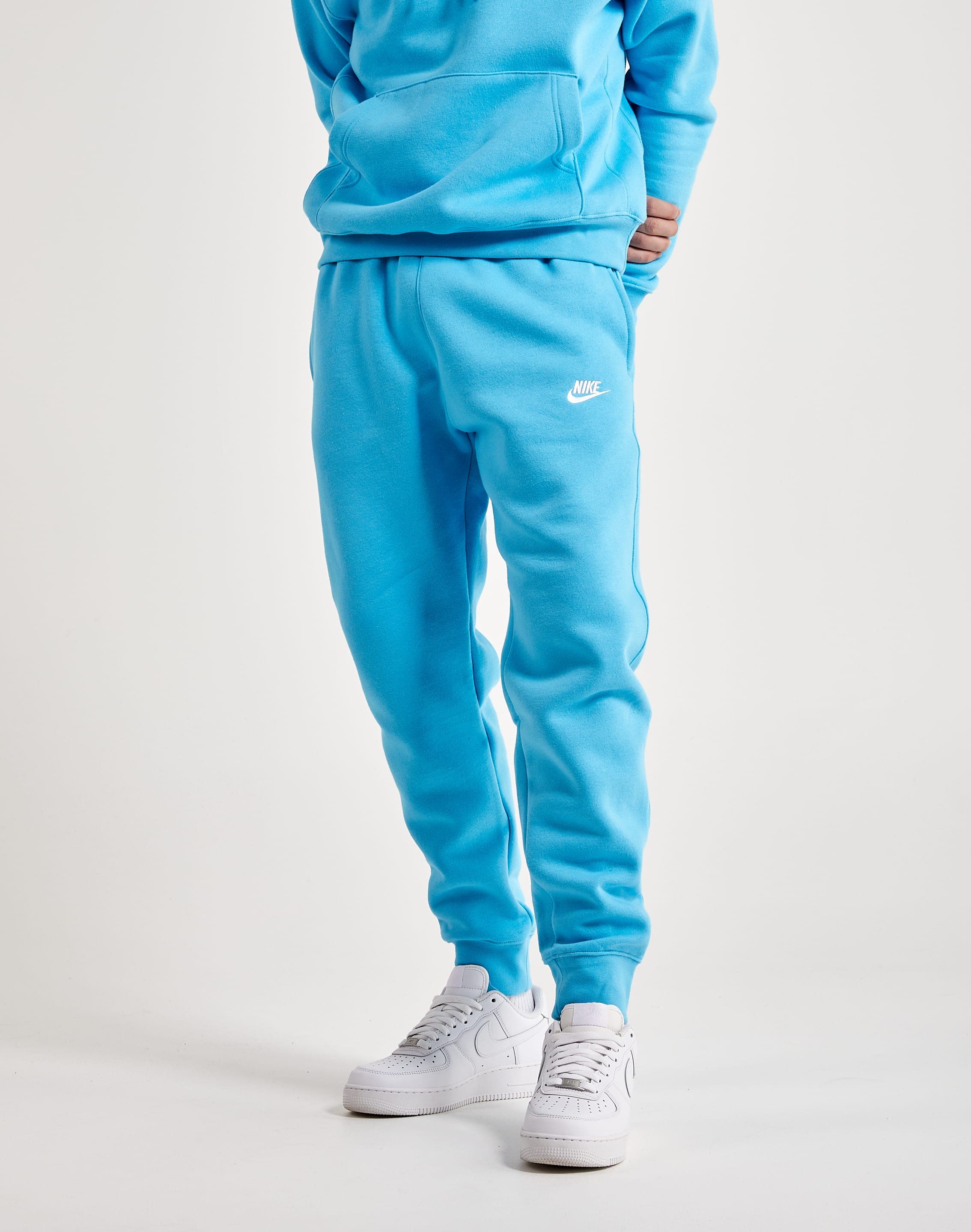 Nike Club Joggers – DTLR