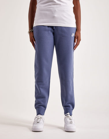 Nike Club Fleece Mid-Rise Pants – DTLR