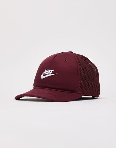 Nike Rise Structured SwooshFlex Futura Hat – DTLR