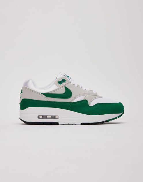 Nike Air Max Bliss – DTLR