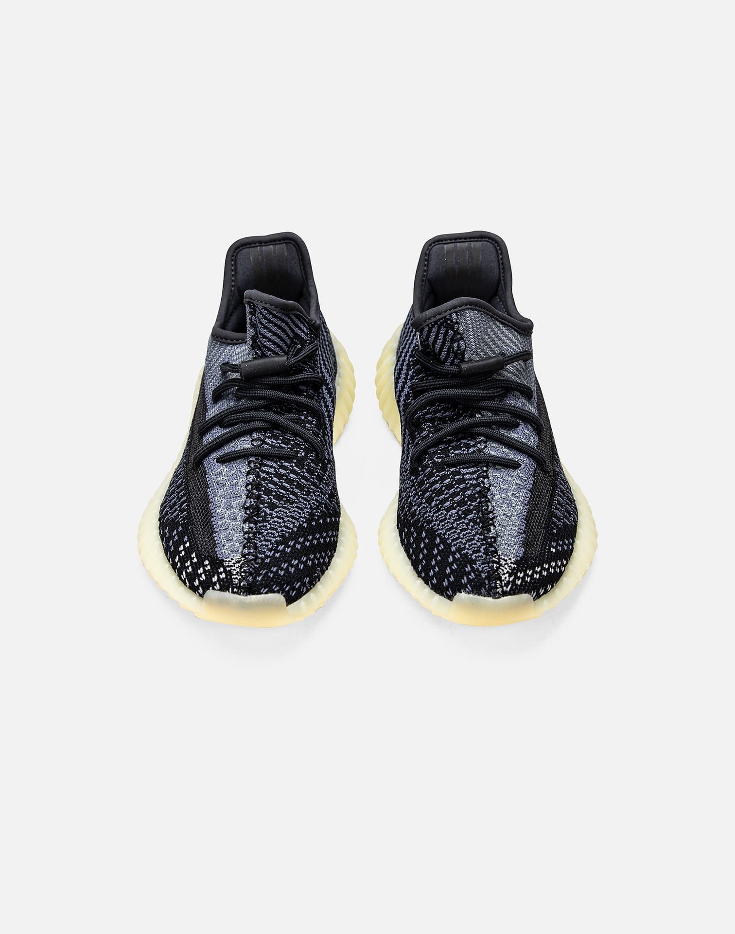 yeezy 350 v2 black grade school