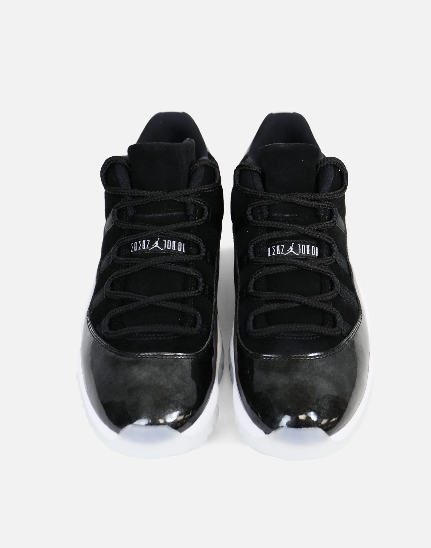 air jordan 11 retro low black