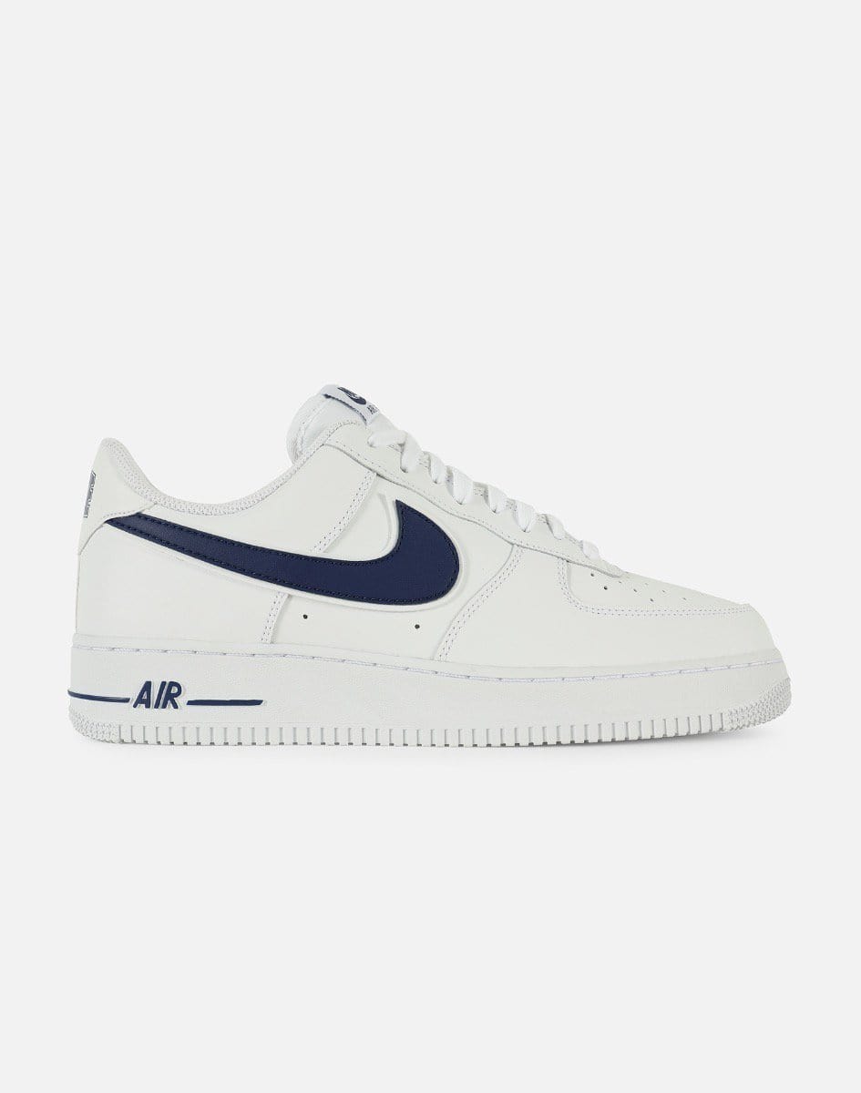 nike air force 1 07 trainers white black