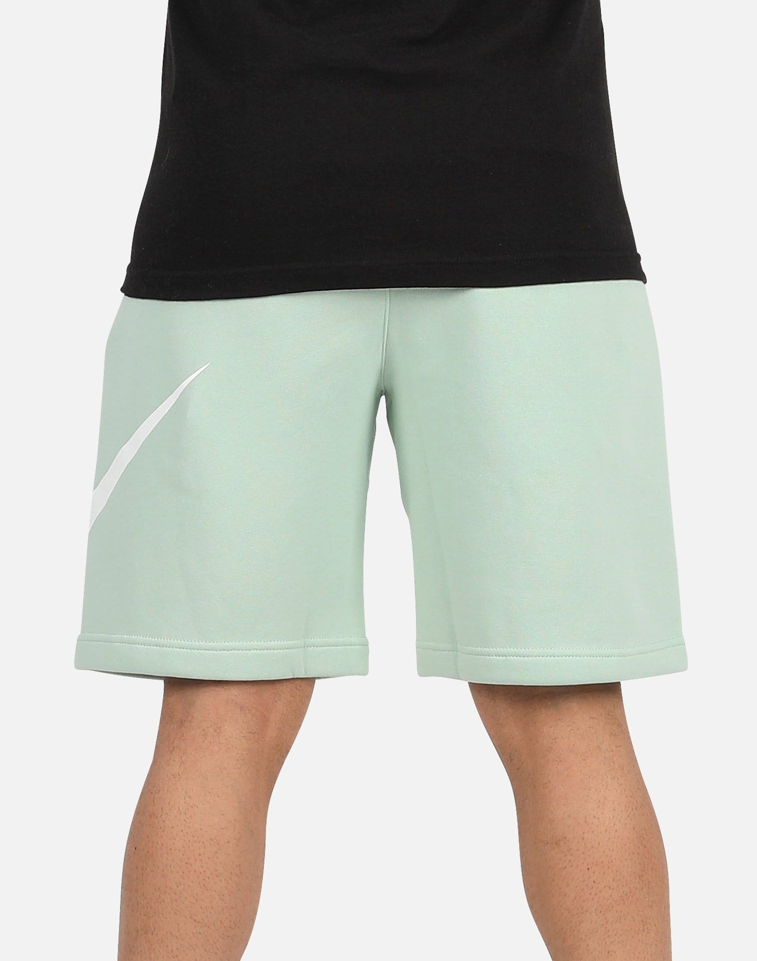 nike sportswear club graphic shorts