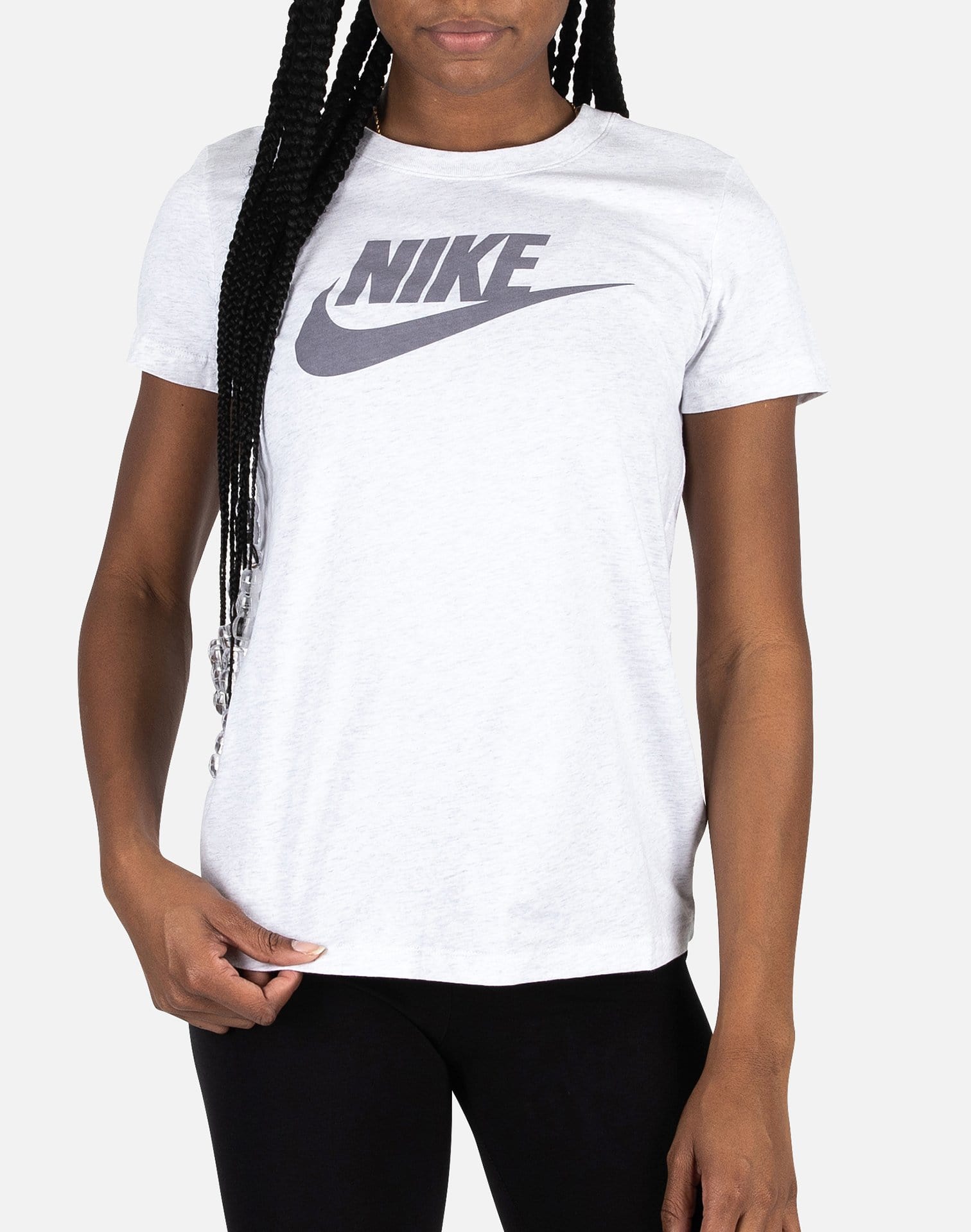 Minimalist Design Nike Logo shirt - Peanutstee
