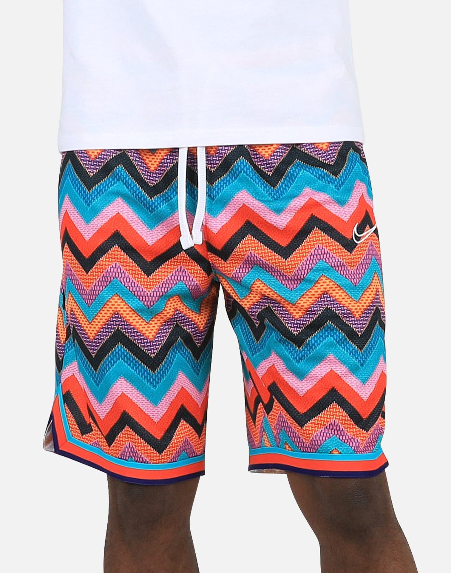 nike dna city exploration shorts